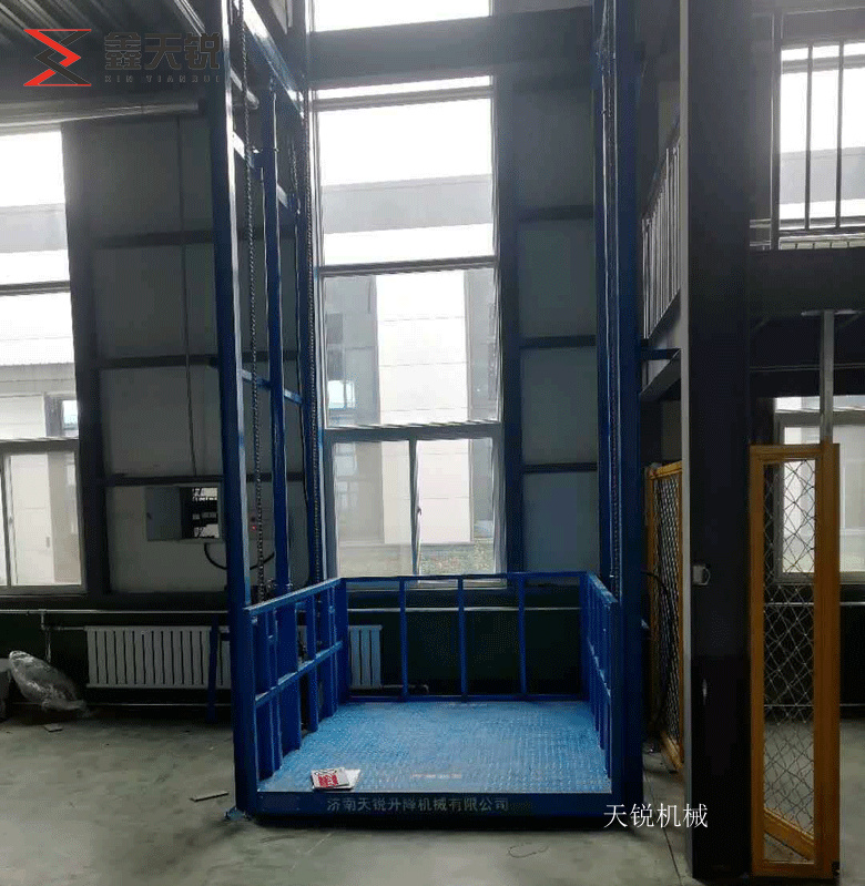 喀什导轨式升降机验收合格